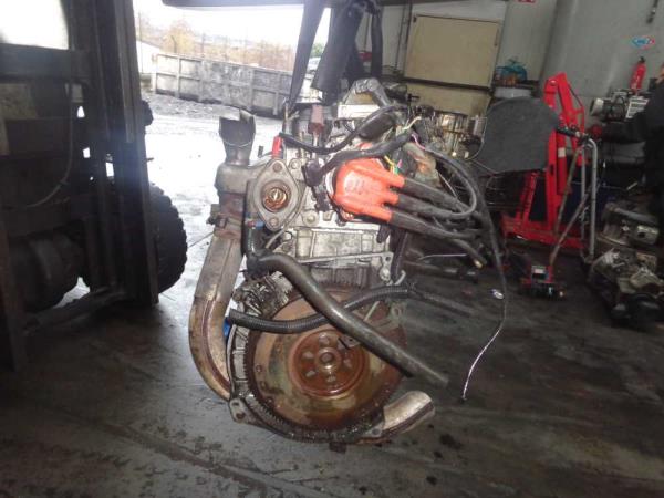 MOTEUR CITROEN/PEUGEOT - Vue 3